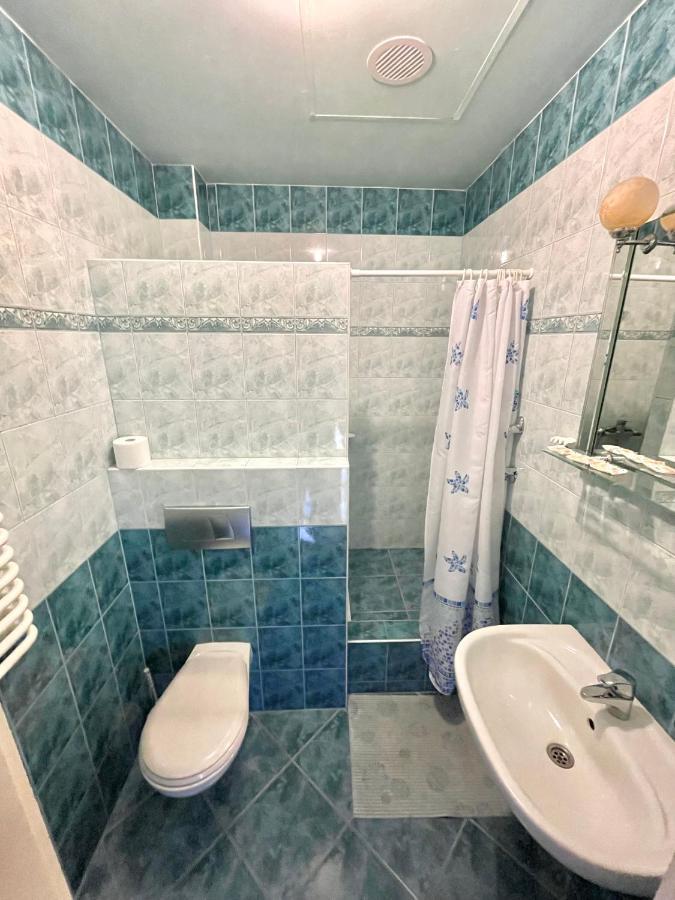 Titanic Bed & Breakfast Wladyslawowo Ngoại thất bức ảnh